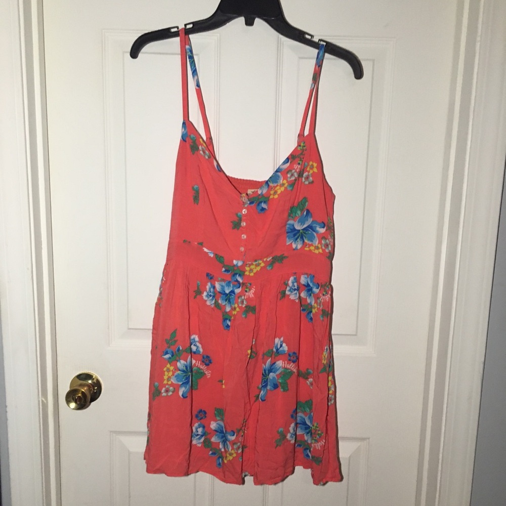 Women’s HOLLISTER dress 🌺